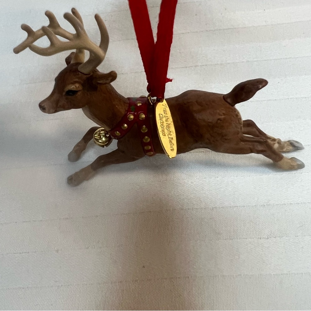 Hallmark keepsake Ornament Reindeer w/Bell Twas The Night Before Christmas 2001 - Picture 7 of 8